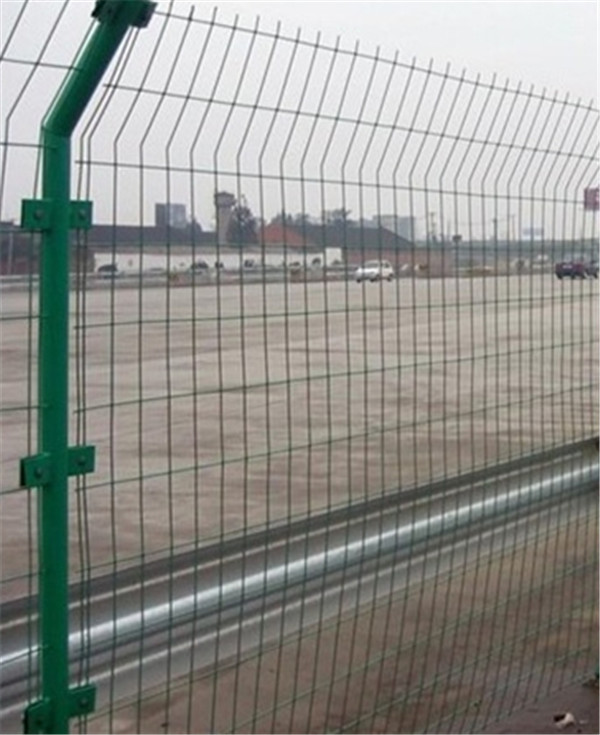 �½������o�ھW